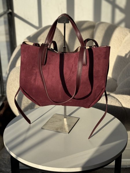 حقيبة بولين شمواه مخمل لون برغندي <br> <span class='text-color-warm'>بيعت  كلها !</span>