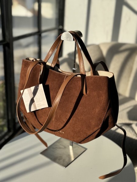 حقيبة بولين لون بني محروق شمواه <br> <span class='text-color-warm'>بيعت  كلها !</span>