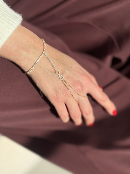 اسوارة الكف مكفول اللون