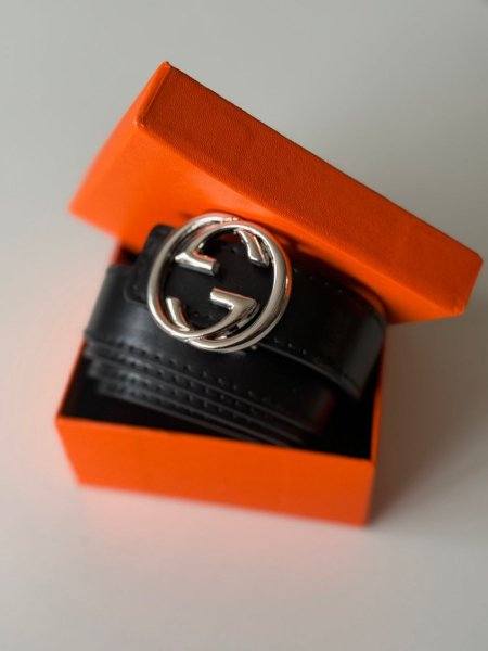 قشاط جوتشي اسود وفضي