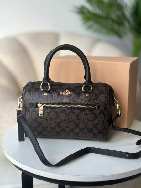 حقيبة كوتش حجم كبير