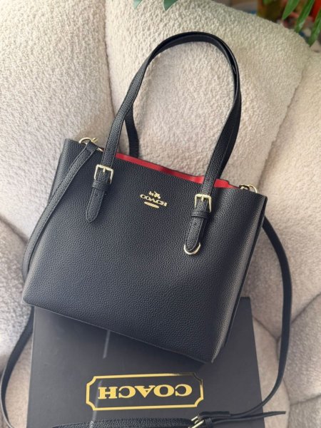 حقيبة كوتش مربع لون اسود