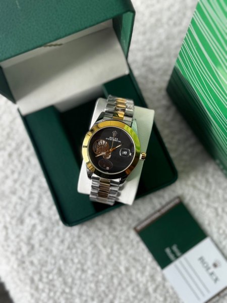 ساعة رولكس رجالي ارضية اسود الهاردوير مكس بين السلفر والذهبي