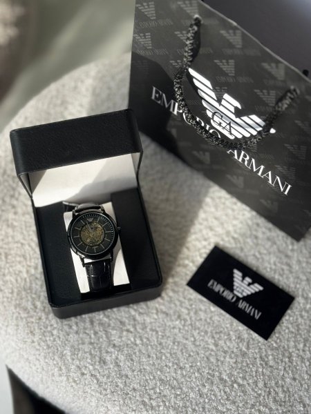 ساعة الأرمني ارضية اسود الهاردوير جلد اسود