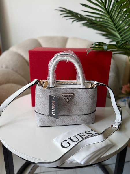 حقيبة جيس لون ابيض حجم صغير