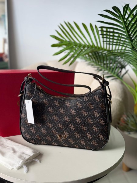 حقيبة جيس لون بني محروق