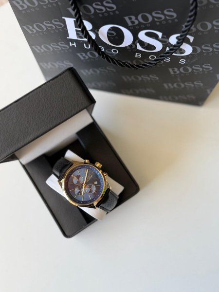 ساعة بوس مينا ازرق  الهاردوير جلد