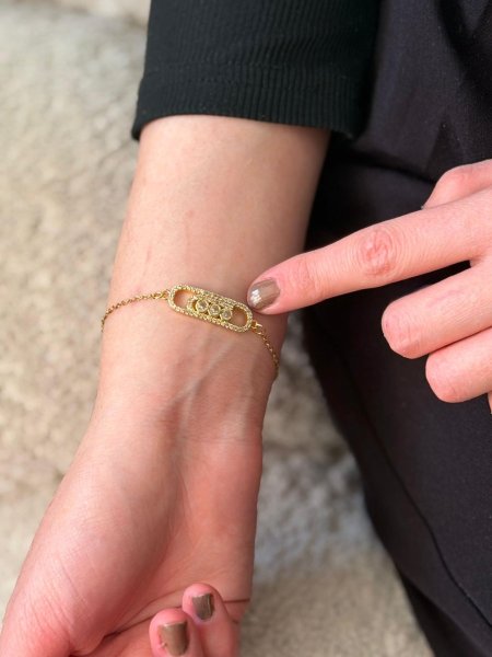 اسواره لون ذهبي مكفوله اللون