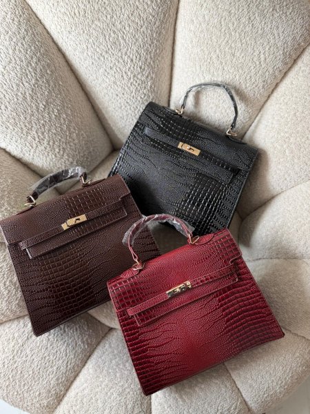 حقيبة ايرميز  من ضمن شنط العروض