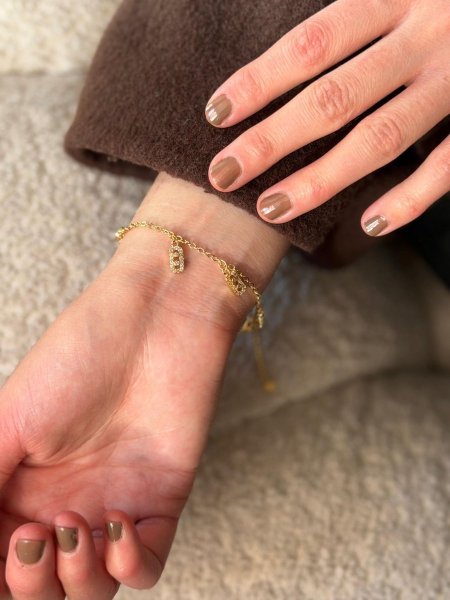 اسواره لون ذهبي مكفوله اللون