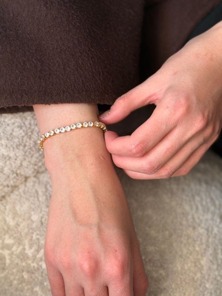 اسواره التنس مكفوله اللون