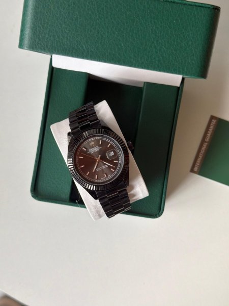 ساعة روليكس رجالية هاردوير اسود مينا اسود