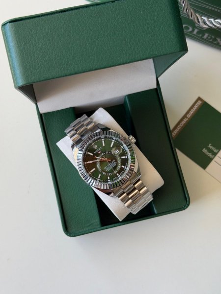 ساعة روليكس رجالية  مينا اخضر الهاردوير فضي