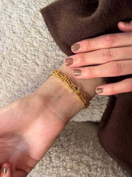 اسواره لون ذهبي مكفوله اللون