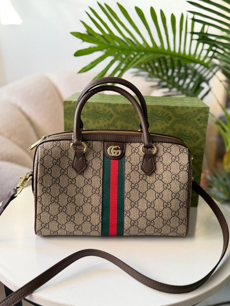 حقيبة جوتشي حجم وسط