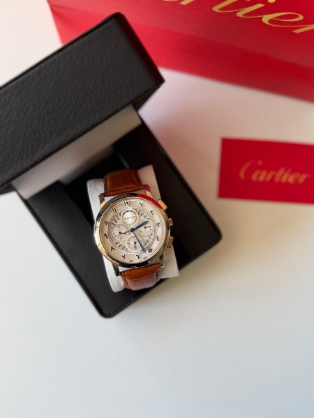 ساعة كارتير مينا بيضة ارقام عربي  الهاردوير جلد