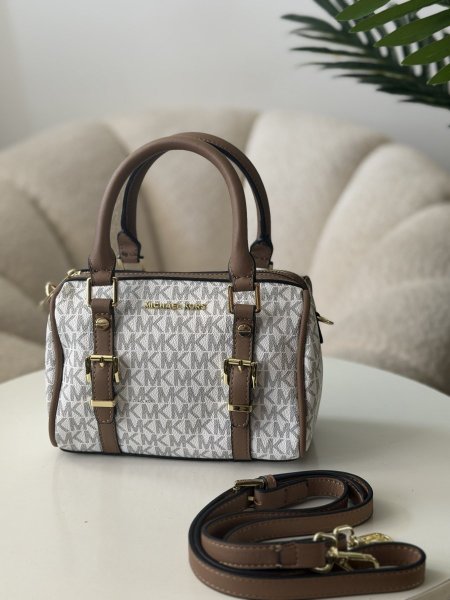 حقيبة مايكل كورس