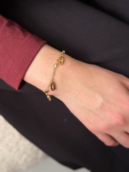 اسوارة الميسيكا ذهبي