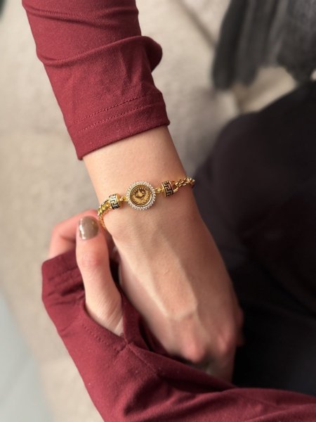 اسوارة الليرة  لون ذهيي