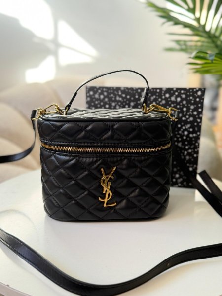 حقيبة سان لوران لون اسود مات