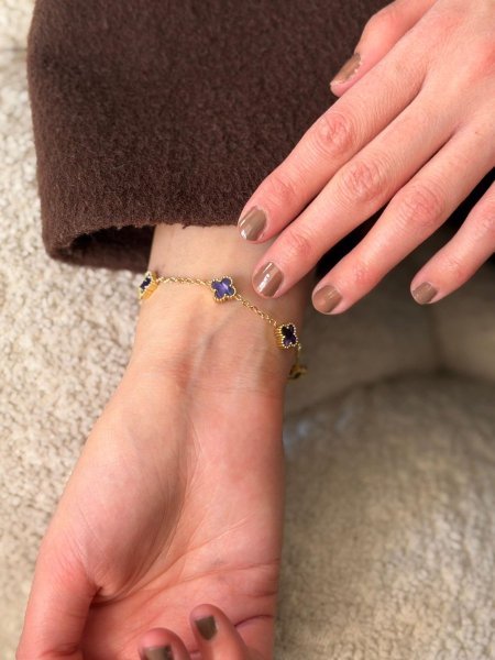 اسوارة فان كليف لون بنفسجي سلسال ذهبي  مكفوله اللون