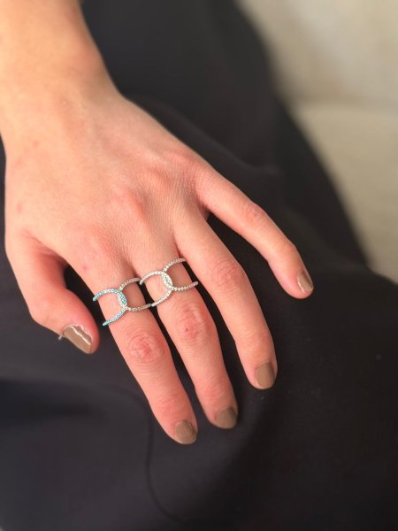 خاتم كروس لون فضي