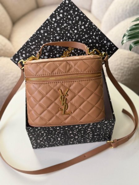حقيبة سان لوران لون بيج