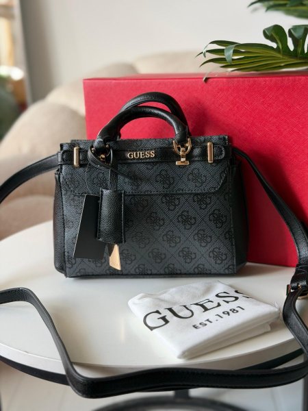 حقيبة جيس لون رمادي حجم وسط عصغير تقريبا