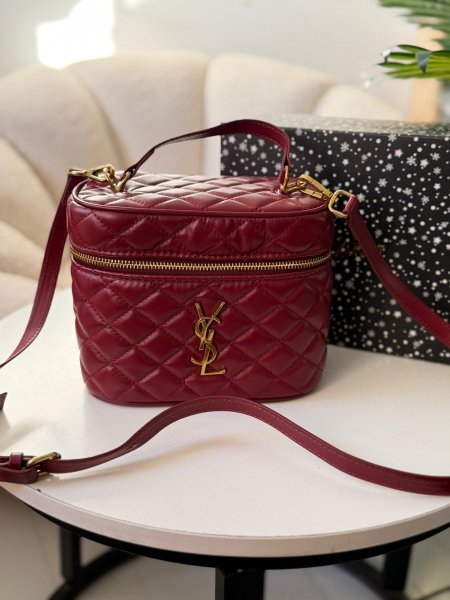 حقيبة سان لوران لون برغندي مايل للاحمر