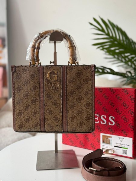 حقيبه جيس عاليه الجوده لون بني