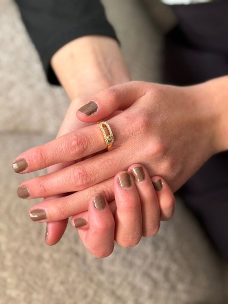 خاتم ميسكيا لون ذهبي مكفول اللون