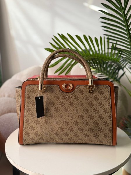 حقيبة جيس لون بيج وعسلي  حجم كبير