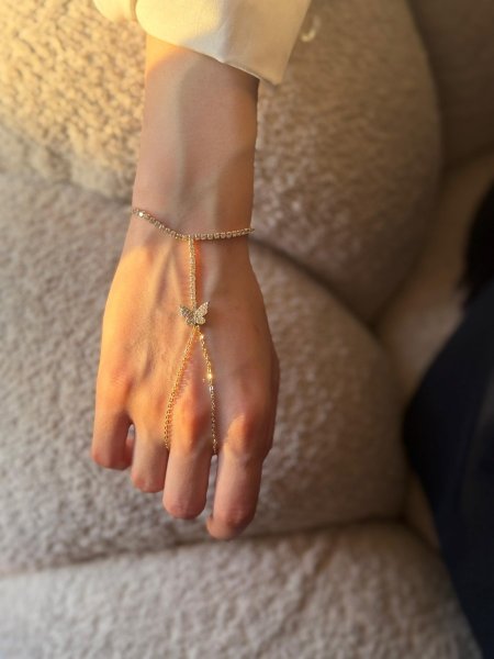 اسوارة الكف لون ذهبي مكفول اللون