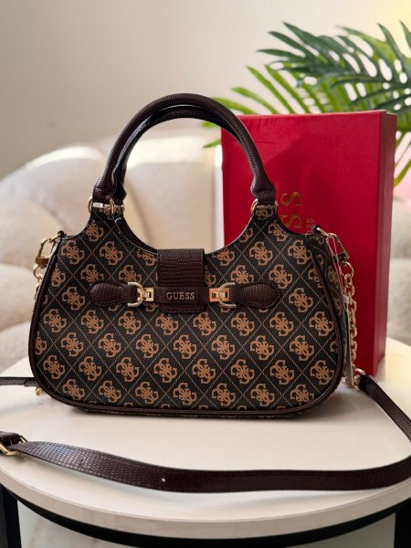 حقيبة جيس حجم كبير عوسط تقريبا