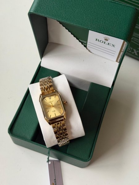 ساعة روليكس  ارضية ذهبي هاردوير ذهبي