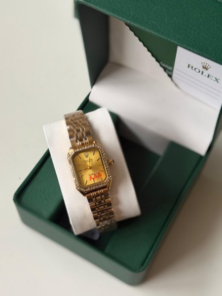 ساعة روليكس ارضية ذهبي هاردوير ذهبي