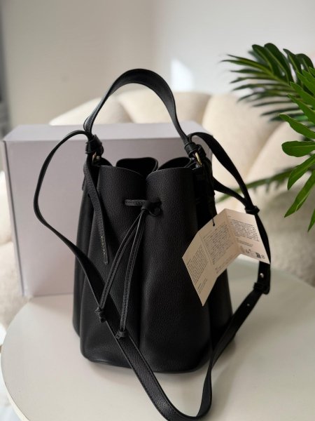 حقيبة بولين لون اسود