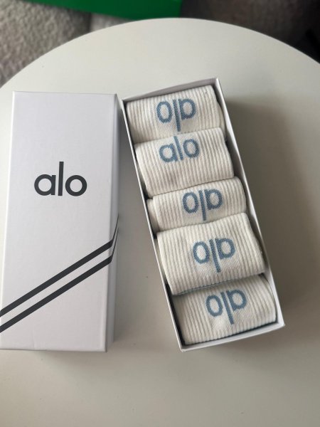 alo ابيض