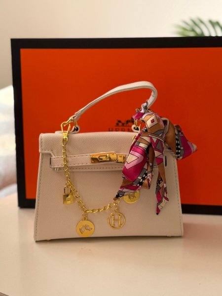 حقيبة ميني ايرميز لون ابيض