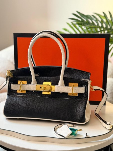 حقيبة ايرميز لون اسود وابيض