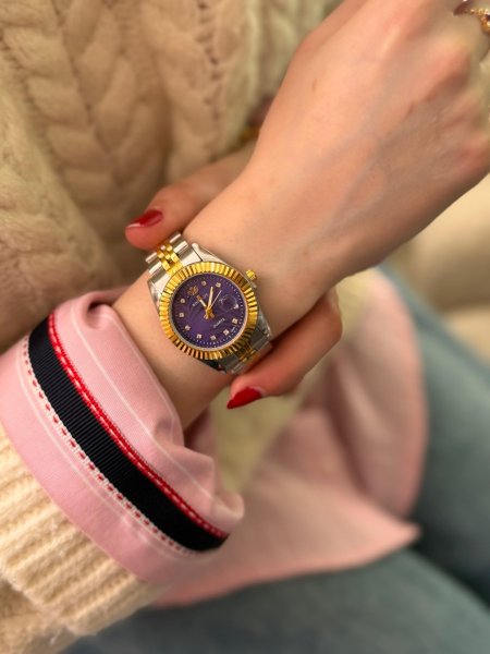 ساعج شبيه روليكس ارضية نيلي الهاوديور مكس بين الذهبي والسلفر اللون مكفول