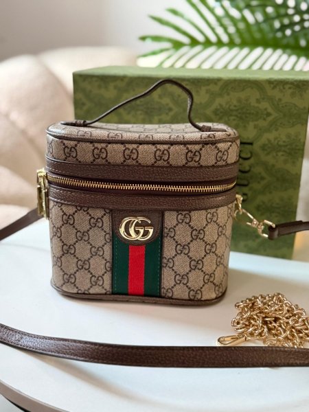 حقيبة جوتشي  ميني  عوسط تقريبا