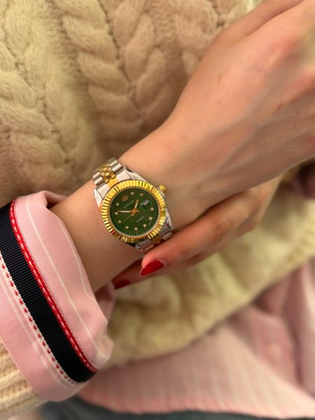 شاعة شبيه روليكس ارضية اخضر  الهاردوير مكس بين الذهبي والسلفر  اللون مكفول