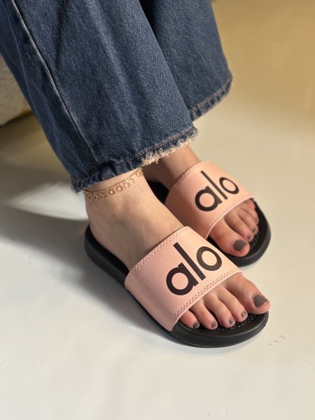 سليبر الو <br> <span class='text-color-warm'>بيعت  كلها !</span>