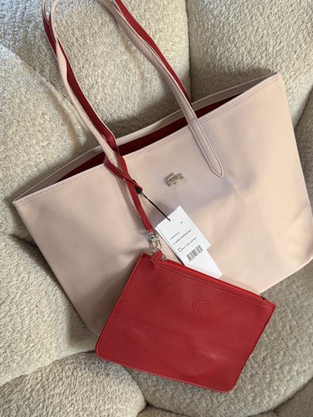 حقيبة لاكوست دبل فيس لون زهر وبرغندي