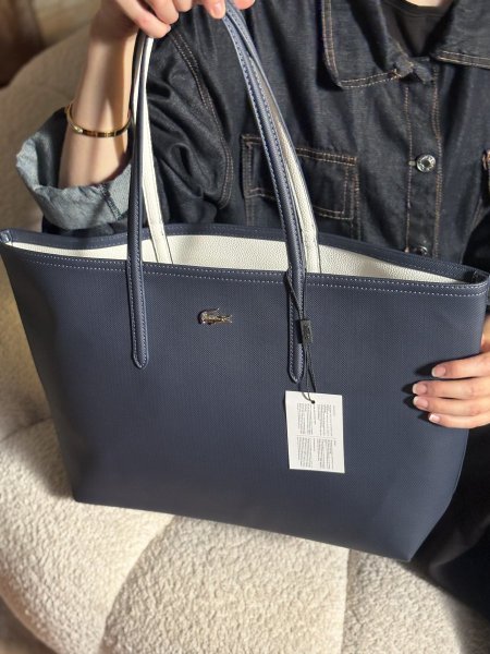 حقيبة لاكوست دبل فيس  لون كحلي وابيض