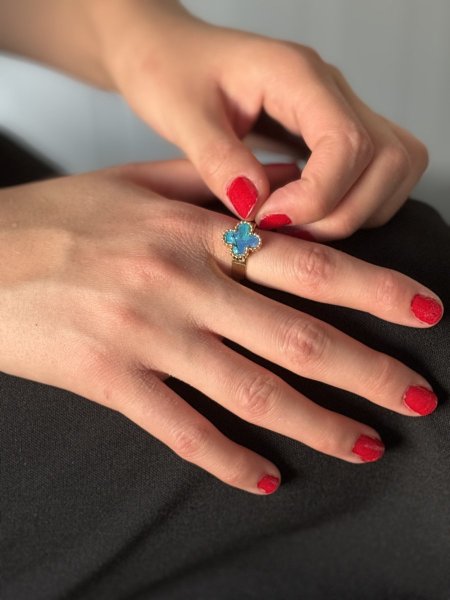 خاتم ڤان كليف لون ازرق فري سايز