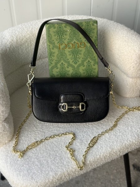 حقيبة جوتشي لون اسود