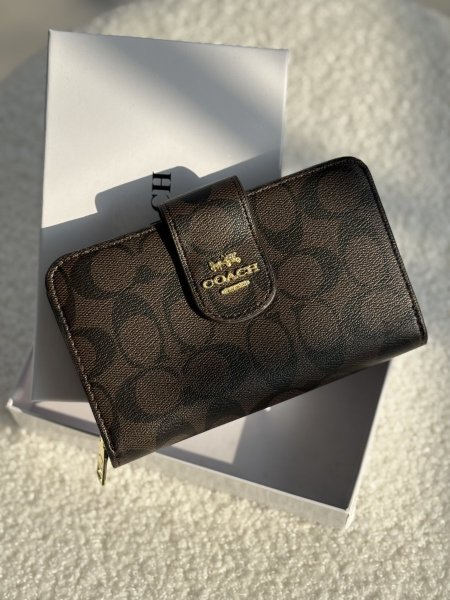 جزدان كوتش بوسع العملات المعدنية والورقية والهوية