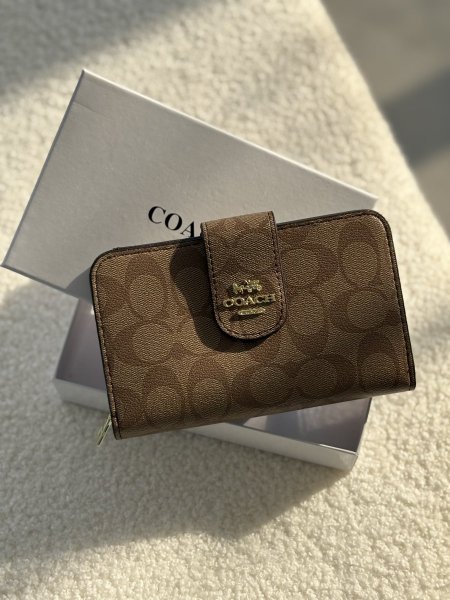 جزدان كوتش بوسع العملات المعدنية والورقية والهوية